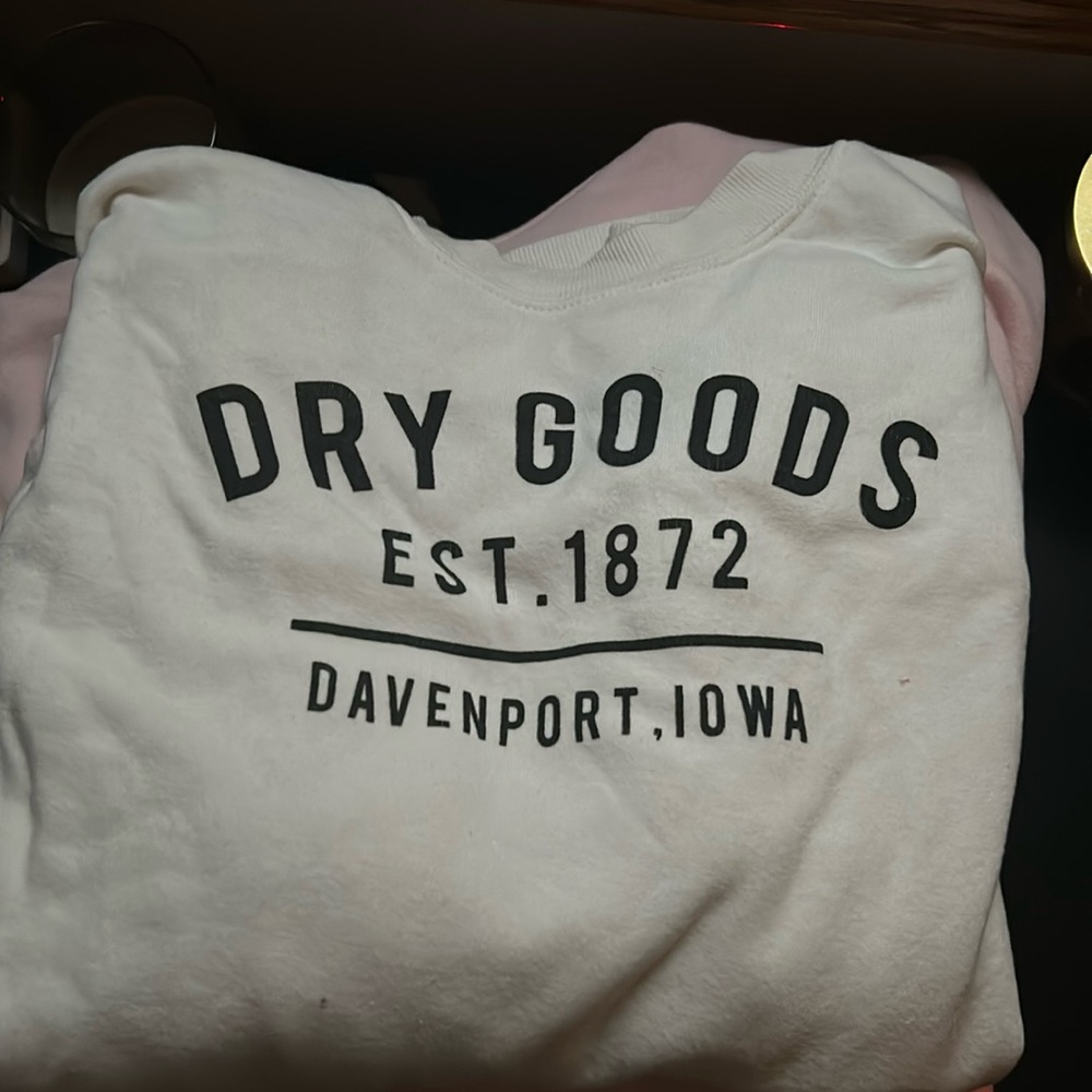 Dry Goods hoodie, barley worn only 1 time